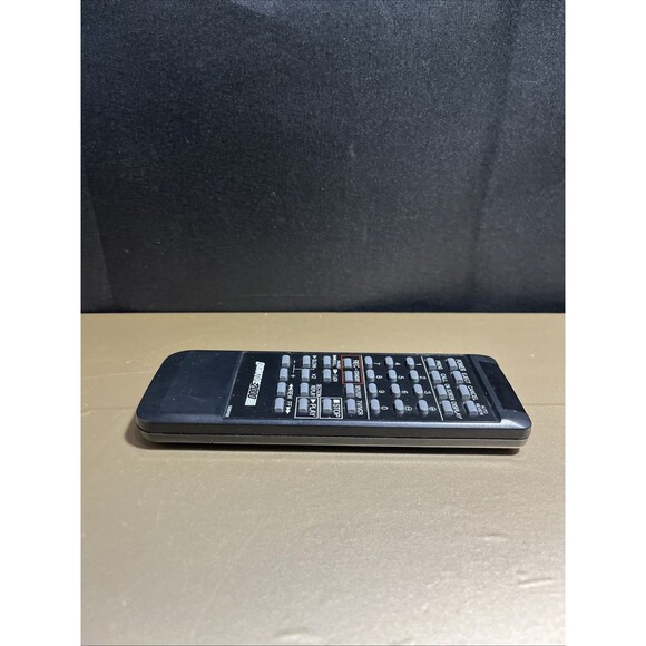 Montgomery Ward Signature 2000 VCR Remote Control G0691GE - Picture 4 of 7